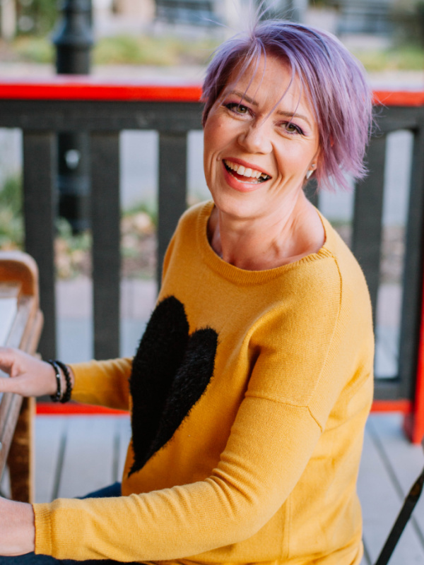 JoDana Headshot 600x800